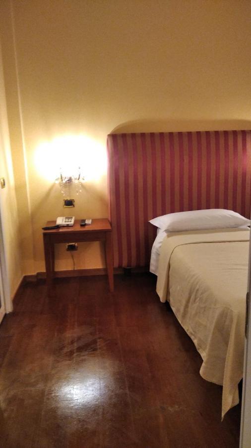 Canella Hotel Рим Экстерьер фото